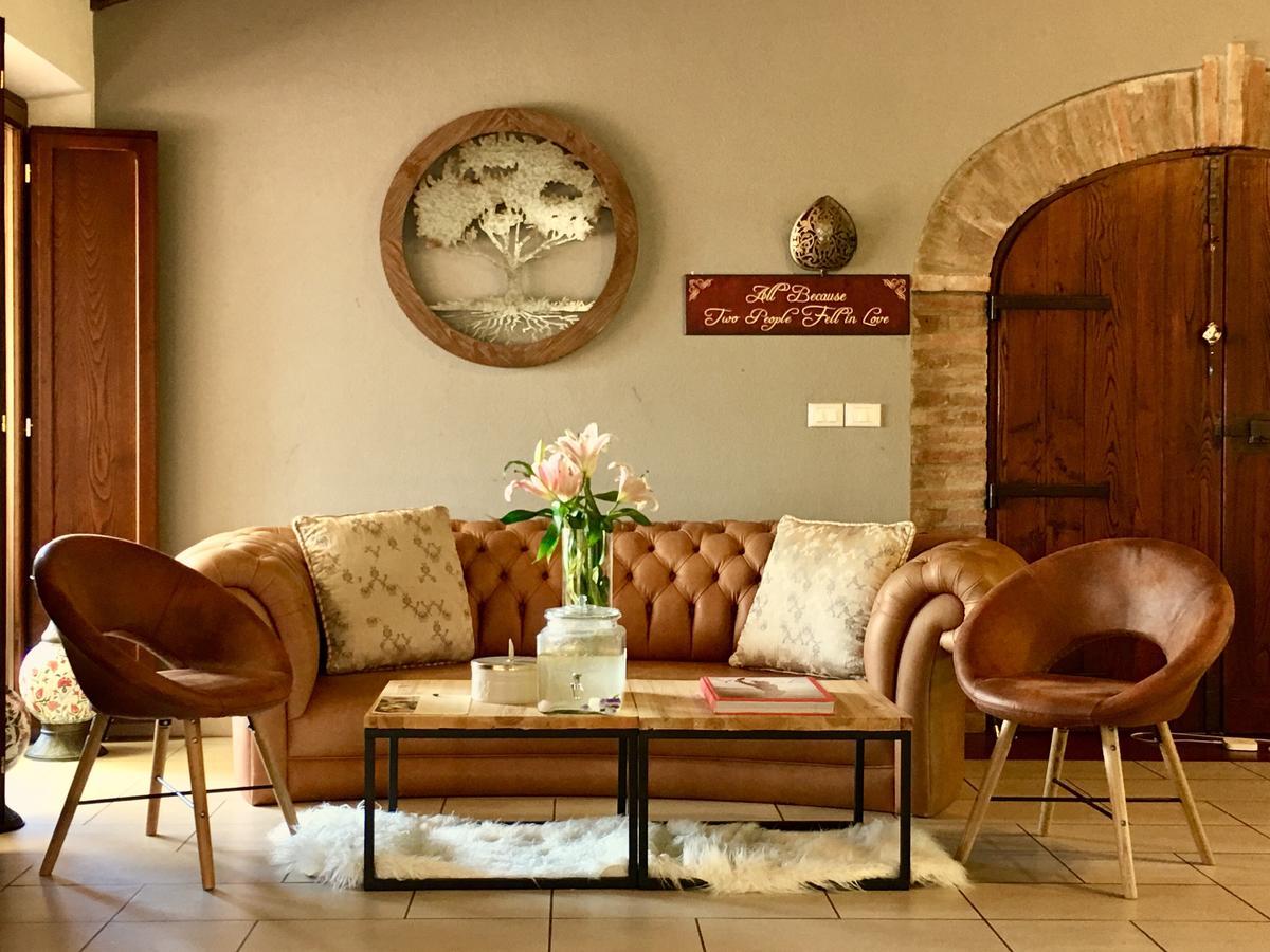 マッサ・マリッティマ Dojo Bianco Bed & Breakfast エクステリア 写真