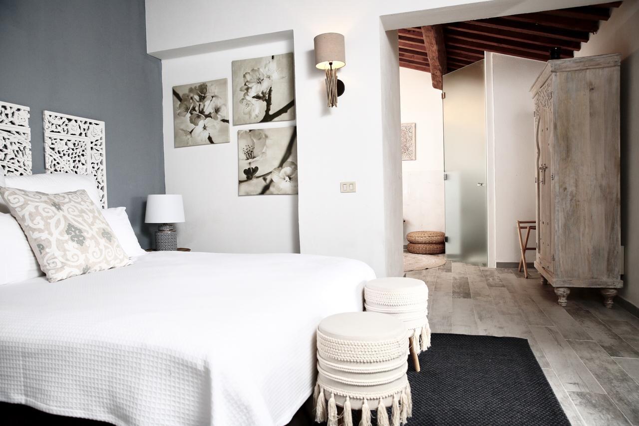 マッサ・マリッティマ Dojo Bianco Bed & Breakfast エクステリア 写真
